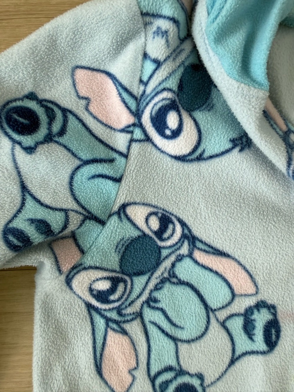 Disney Stitch Pajamas with hoodie girls size large 10/12 - Picture 4 of 4